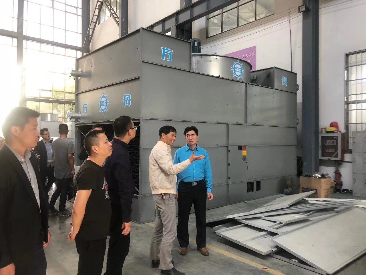 閉式冷卻塔扒皮（pí）會0