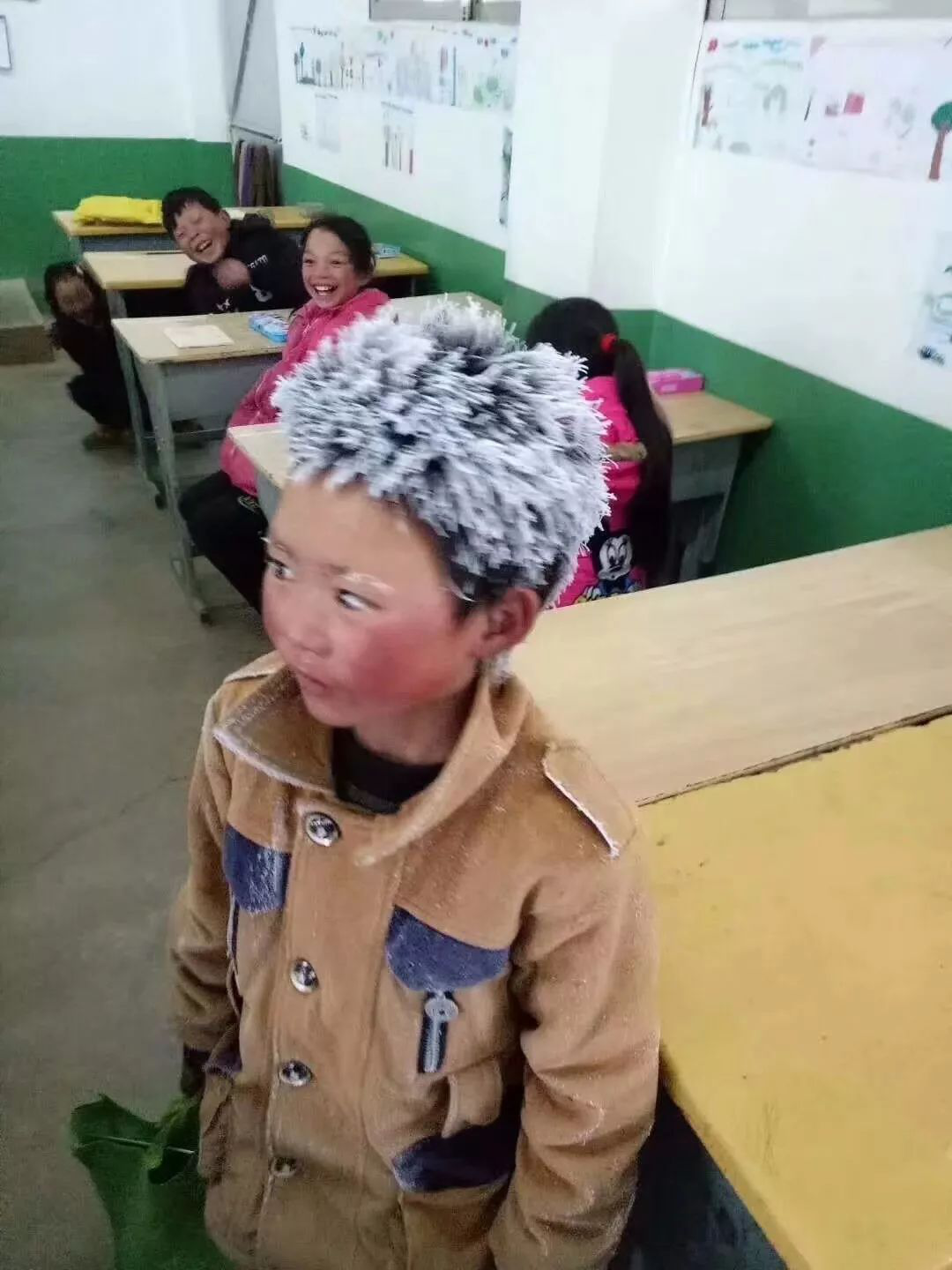 冰（bīng）花男孩